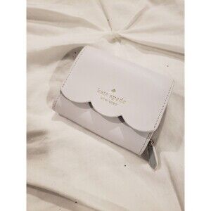 NWOT Kate Spade White Leather Card Wallet